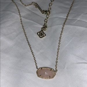 Kendra Scott necklace